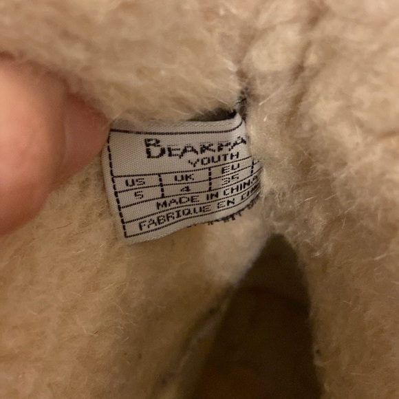 Boys Bearpaw Winter Boots - Picture 2 of 2